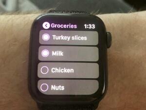 you-can-use-apple-watch-view-your-grocery-items-and-cross-them.jpg